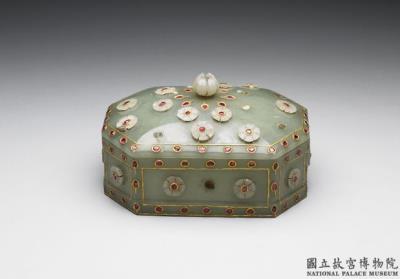 图片[2]-Jade octagonal box inlaid with jade flowers, Mughal Empire-China Archive